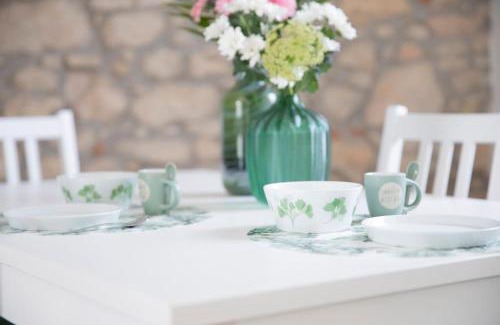 Angera Apartment | Idyllic Casa Dolce Casa Near Lake Maggiore - Guest Rated 9.5