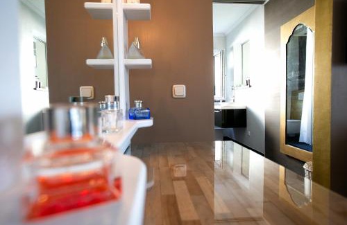 Forstern Apartment | Experience CasaKarita: Guest Rated 9.4/10 Getaway