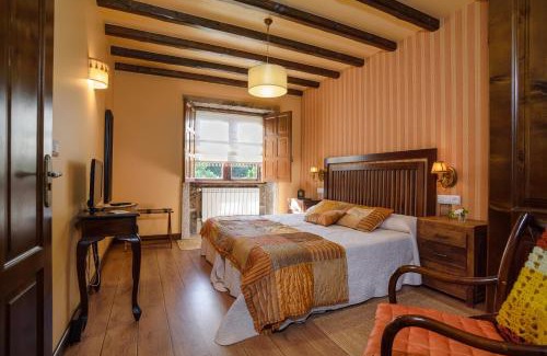 Caldas de Reis House | Experience Casal dos Celenis: Oceanfront Retreat with Spa