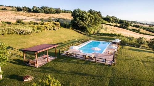 Corinaldo House | Discover Casalantico: Guest Rated 10/10 with Pool & Hot Tub