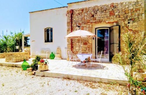 Nardo Villa | Inviting Casale Conte Dell'Anna: Guest Rated 9.8, Family-Friendly