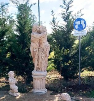 Nardo Villa | Inviting Casale Conte Dell'Anna: Guest Rated 9.8, Family-Friendly