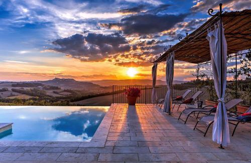 Todi Villa | Elegant Oceanfront Retreat at Casale dei Gelsomini