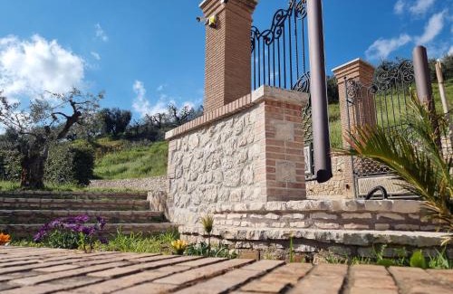 Rocca Massima Bed & Breakfast | Elegant CASALE DEI PRIORI: Pet-Friendly & Family Welcomes