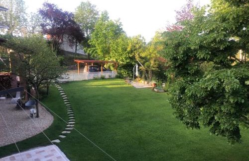 Piea Apartment | Pet-Friendly Casale di Anna with Ocean View & Hot Tub