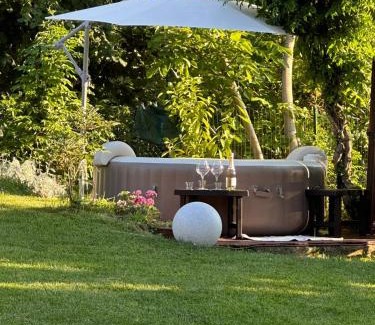 Piea Apartment | Pet-Friendly Casale di Anna with Ocean View & Hot Tub