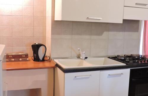 Ronciglione Bed & Breakfast | Relax at Casale Fedele Family B&B with Ocean Views