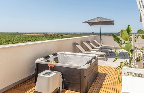 Mazara del Vallo House | Casale Gorghi Tondi House e Vineyard