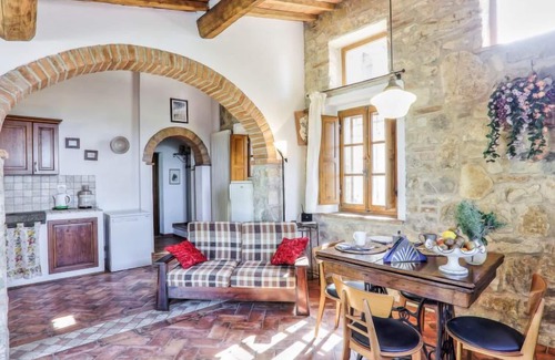 Castellina in Chianti House | Explore Casale Il Poggino: Guest Rated 9.8 with Pool & Spa
