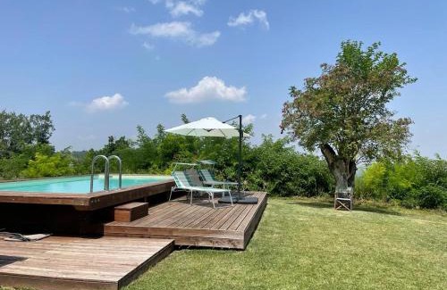 Mercatale Villa | Idyllic Casale IL SAMBUCO: 4-Star Retreat with Ocean Views