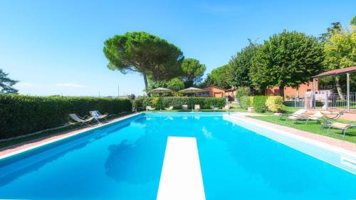Ripabianca Villa | Experience CASALE IL TORCHIO 12&4: Top-Rated Family Getaway