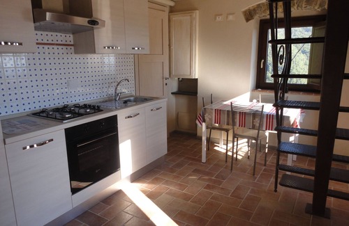 Castelnuovo Magra Apartment | Discover Casale in Sasso: Oceanfront with Pool & Breakfast