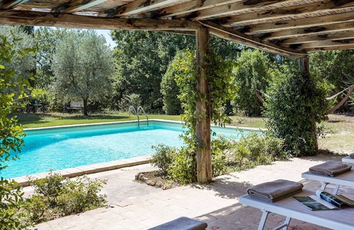 Cetona Villa | Idyllic Retreat at Casale le querce di Cetona 8