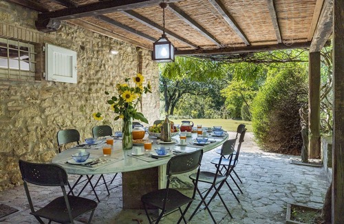 Cetona Villa | Idyllic Retreat at Casale le querce di Cetona 8