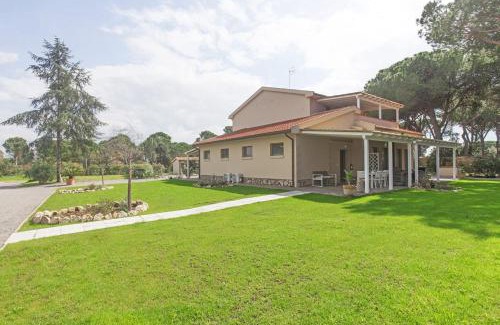 Saline Sadun House | Family-Friendly Retreat at Casale Lorenzo Appartamenti