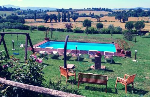 San Gemini Apartment | Guest Favorite Casale Molinelle with Pool & Pet-Friendly Options