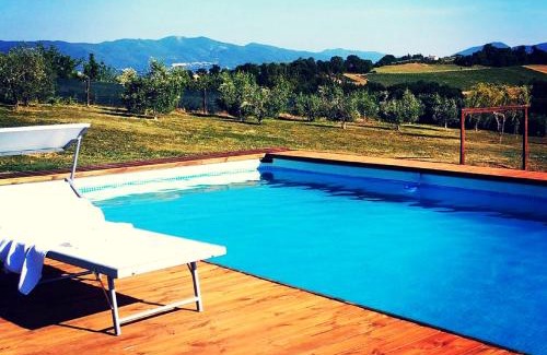 San Gemini Apartment | Guest Favorite Casale Molinelle with Pool & Pet-Friendly Options