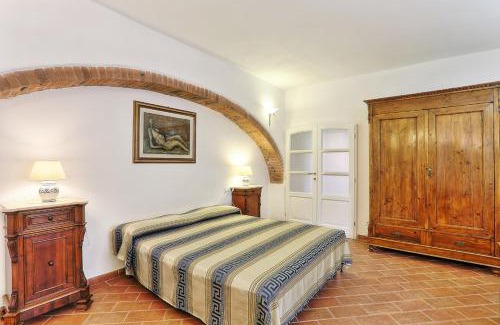 Campo nell'Elba Apartment | Discover Casale Pozzo al Moro: Perfect for Families & Pets