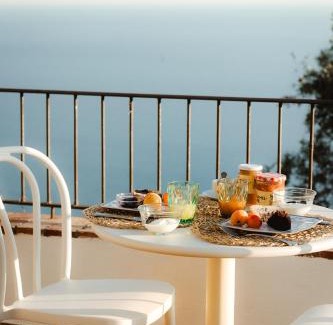 San Mauro Cilento House | Pet-Friendly Retreat at Casale Santa Rosalia - Rated 9/10