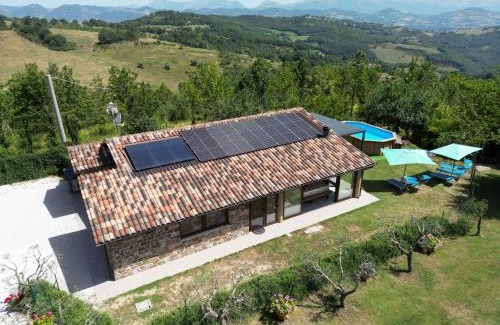 Monteluiano Bed & Breakfast | Exceptional Casalotto Francescano with Pool & Pet Friendly