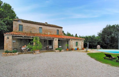 Granarola Apartment | Cozy Casamare Gabicce: Pet-Friendly Stay with Ocean Views