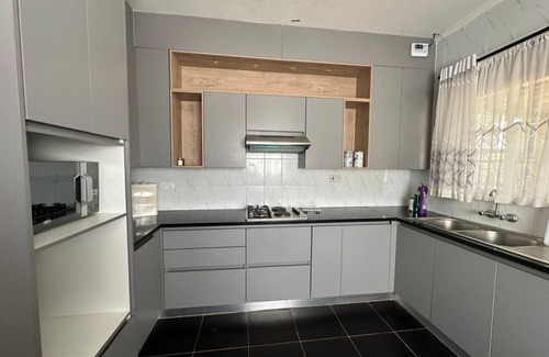 Harare House | Discover a 3-Bed House in Harare with Breakfast Included