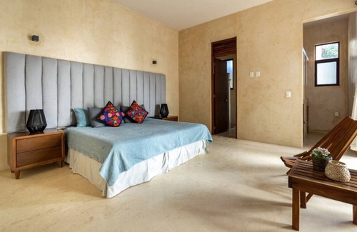 Jimenez House | Relaxing Retreat at Casanova with Private Pool & Patio