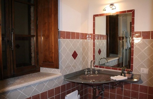 Monteroni d'Arbia Other | Discover CasanovadiLucignano LAVANDA: Ocean View Retreat