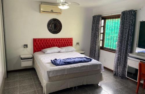 Balneario Remanso House | Beachside Retreat: Casarão do Bosque - 4-Star Oceanfront Haven