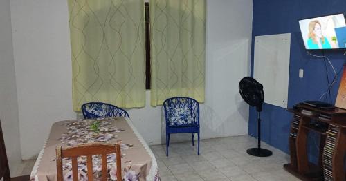 Farol House | Relax at Casarão Farol da Marise Sol with Pool & Family Fun