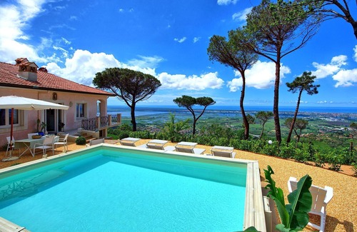 Massarosa Apartment | Discover Casarosa Di Mariasole: Family-Friendly Retreat