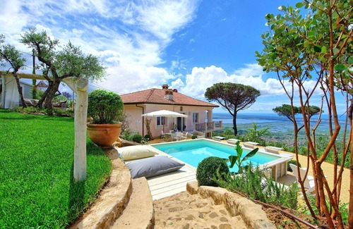 Massarosa Apartment | Discover Casarosa Di Mariasole: Family-Friendly Retreat