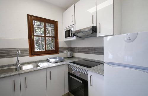 Miami Platja Ski Chalet | Relaxing Retreat at Casas Blancas 39, Parc Mont-roig