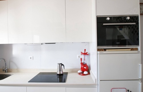 Miami Platja Ski Chalet | Experience Relaxation at Casas Blancas 4, Parc Mont-roig