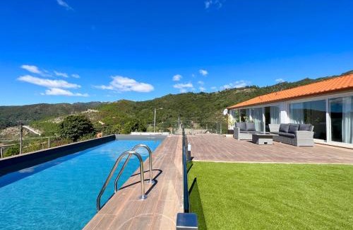 Cabril House | Discover Casas Capela by O'Porto Seven: Oceanfront Bliss