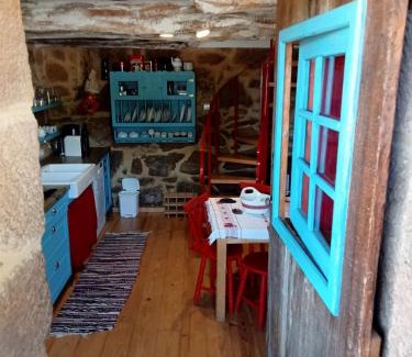 Codecoso House | Top-Rated Casas Coração: Pet-Friendly with Pool & Hot Tub