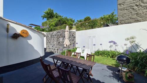 Ribeira Funda Villa | Pet-Friendly Casas D'Arramada with Pool & Family Amenities