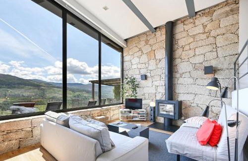 Arcos de Valdevez Villa | Relaxing Oceanfront Retreat at Casas das Olas
