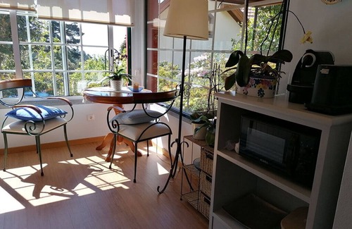 Camacha Cottage | Relax in Nature at Casas de Pedra - The Camellia Retreat