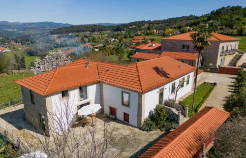 Atei House | Experience the Tranquility of Casas de Vila Pouca