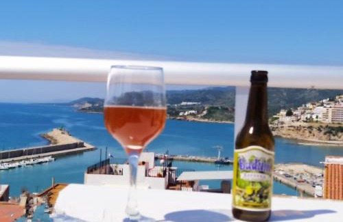 Peniscola Old Town Apartment | Oceanfront Getaway at Casas del Castillo Peñíscola