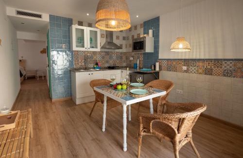 Peniscola Old Town Apartment | Experience Oceanfront Comfort at Casas del Castillo Peñíscola
