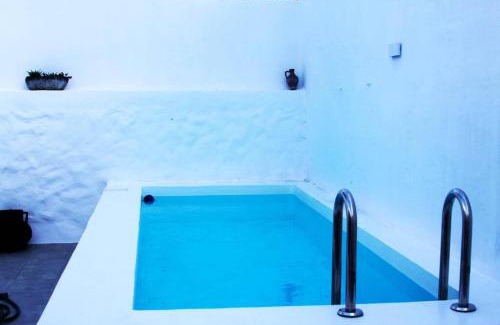 Gaviao Villa | Riverside Retreat: Casas do Gavião with Oceanfront Views