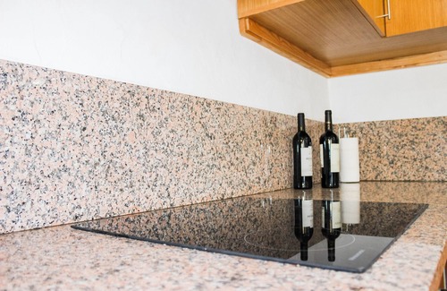 Molares House | Experience Relaxation at Casas do Vale Vila Nune