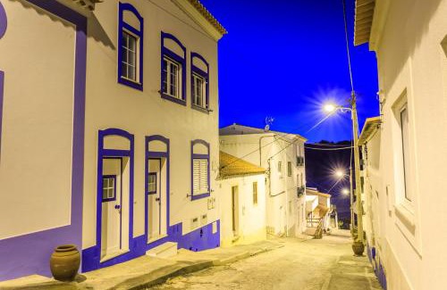 Baiona Apartment | Oceanfront Comfort at Casas do Zé - Family Friendly Getaway