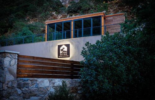 Maceira House | Oceanfront Retreat at Casas Du Rio: Guest Rated 9.7/10