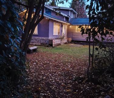 La Villa House | Guest Rated 9/10: Casas La Violeta - Pet and Child Friendly