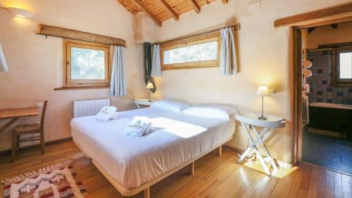 Galaroza House | Experience Casas Rurales Camino del Castaño's Oceanfront Charm