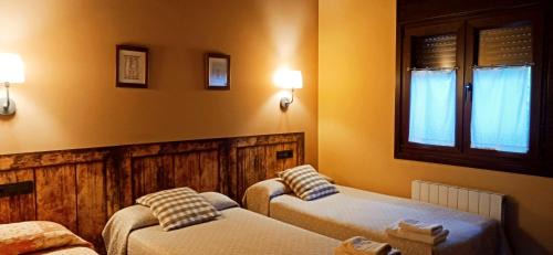Margolles House | Pet-Friendly Casas Rurales Entrecastaños with Ocean Views