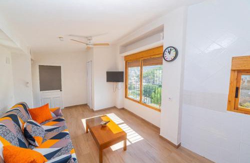 Alcala del Jucar Apartment | Pet-Friendly Retreat at Casa Rural La Cocinilla del Pato